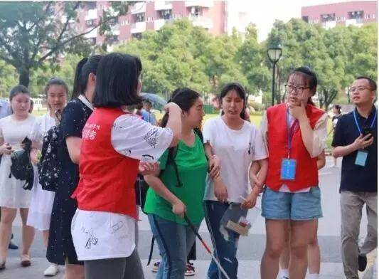 说明:http://vimg.zijinshan.org/zjsportal/news/1551246276040.jpeg/s