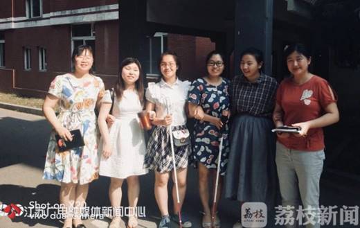 说明:http://oss.cloud.jstv.com/cdv-yuntonglian_QMTNRK_YUNSHI_P00080033_4CC60F858AEC4D9C8611BB6EC8FB2E98.jpg?x-oss-process=style/paipai